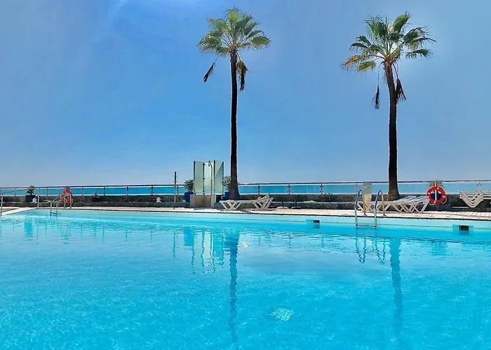 Amadores Beach & Ocean Views